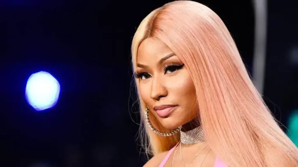 Nicki Minaj Bio, Age, Height, Husband, Son, Songs, Gold Card, Net Worth