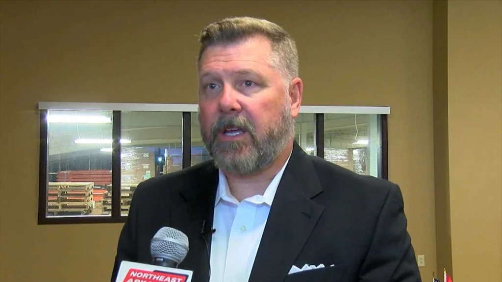Rick Crawford Bio, Age, Wife, Kids, Congress, Salary, Ankasas Primaries, Net Worth