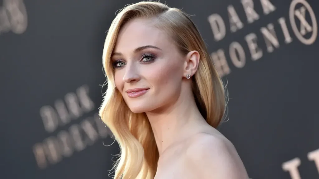 Sophie Turner Bio, Age, Height, Husband, Kids, Movies, Injury, Net Worth