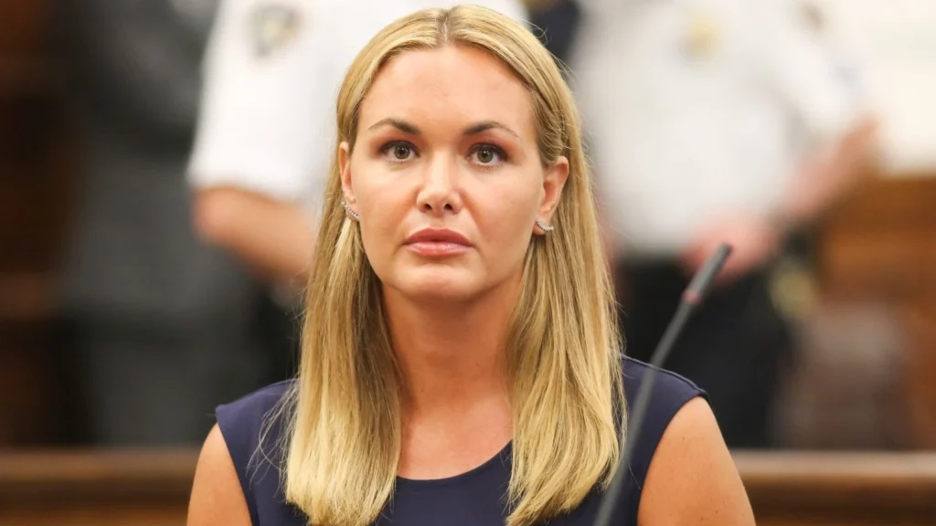 Vannesa Trump Bio, Age, Height, Husband, Children, Model, Cancer News, Net Worth