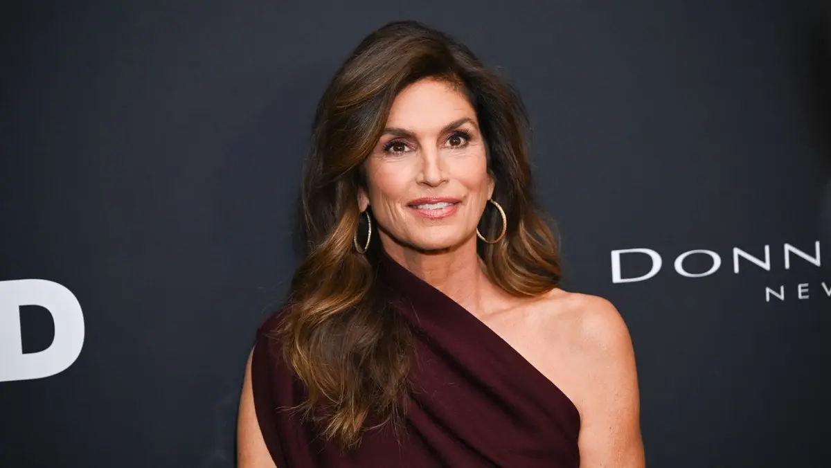 Cindy Crawford Bio, Age, Height, Husband, Son’s Death, Movies, Modelling & Net Worth